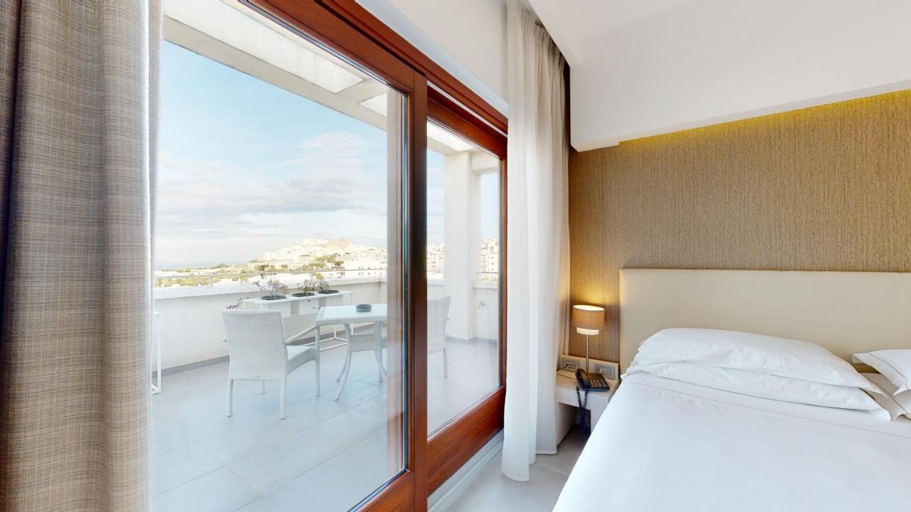Hotel Monte Sarago Ostuni Exterior photo